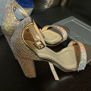 Sparkling high heel shoes size 9